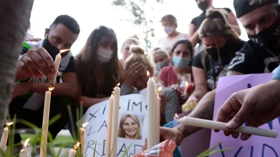 Marcha de las velas en reclamo de justicia por el femicidio de Nancy