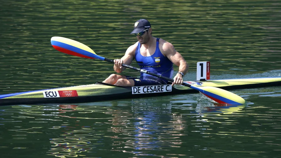 Anunció su retiro César De Césare, el entrerriano que fue abanderado olímpico de Ecuador