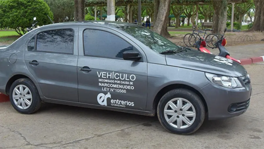 El Ministerio de Gobierno y Justicia destinó nueve vehículos incautados en el marco de la lucha contra el narcomenudeo. 