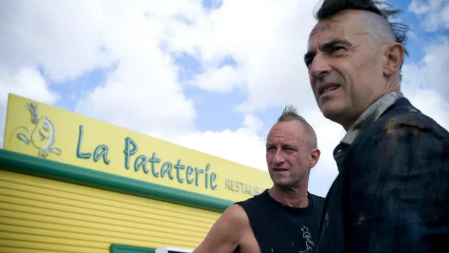 Proyectan  “Le grand soir”  en Parientes del Bar