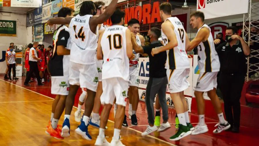 Estudiantes de Concordia extendió su buen andar con un triunfo en tiempo suplementario