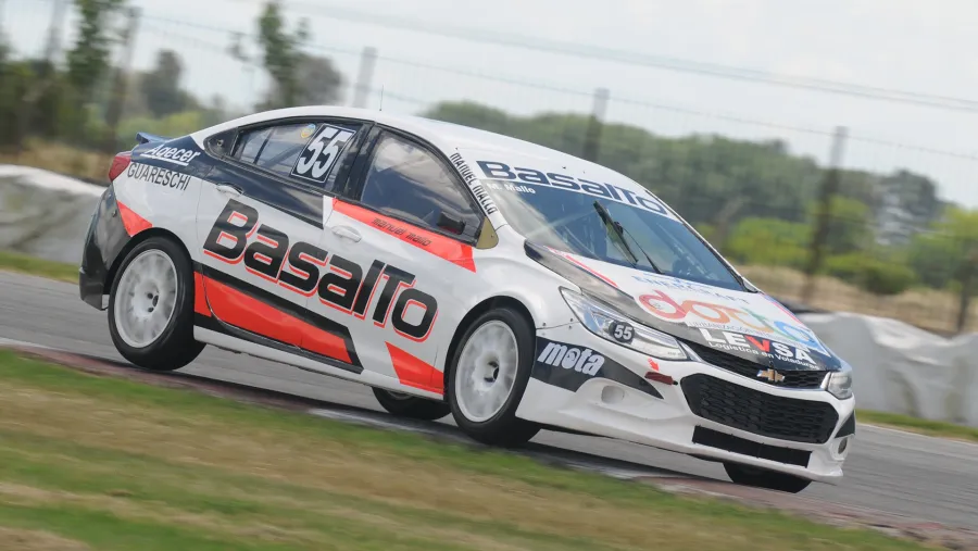 TN: Mallo logró la pole position en La Plata, donde los entrerrianos quedaron lejos