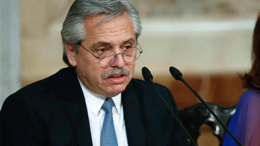 Alberto Fernández adelantó que enviará al Congreso un proyecto de ley con la idea de que no recurra al aborto ninguna mujer por ser pobre.