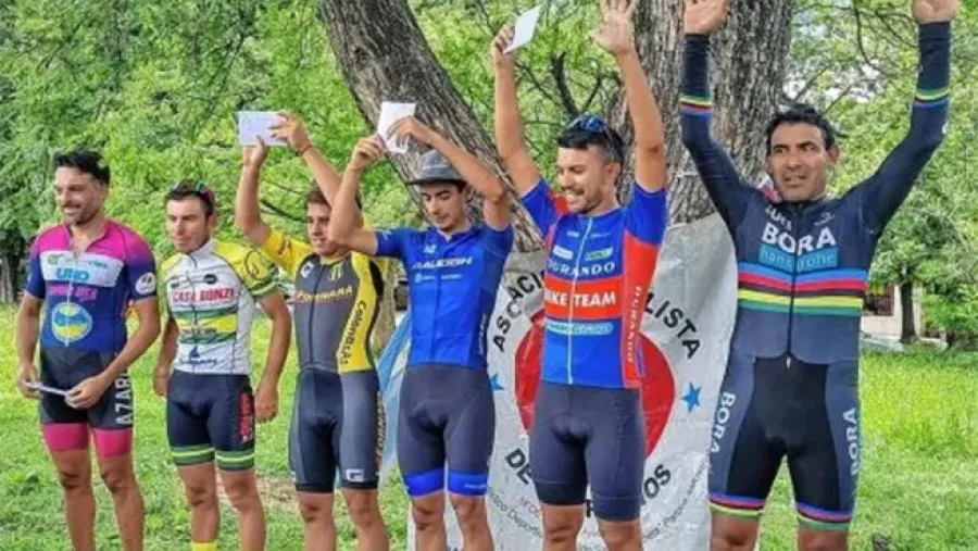 El ciclismo entrerriano abrió la temporada de ruta en Paraná El ciclismo entrerriano abrió la temporada de ruta en Paraná
