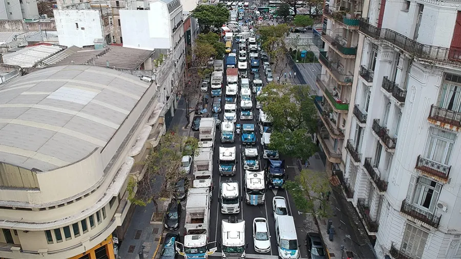 La caravana fue impulsada por los integrantes del Frente Sindical para el Modelo Nacional (Fresimona).