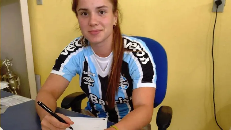 Fútbol: la entrerriana Agostina Holzheier firmó para Gremio de Porto Alegre