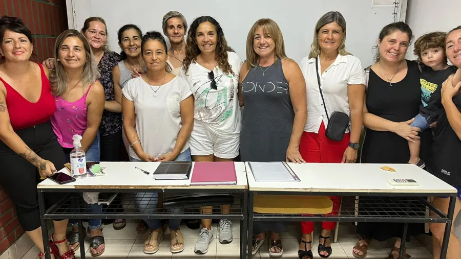 Asumieron nuevas autoridades en la Agrupación Mamis Hockey del Paraná