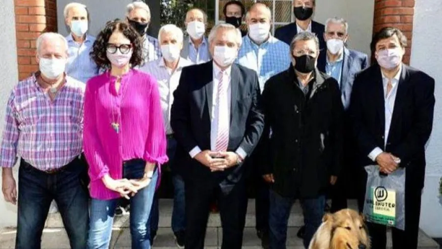 Alberto Fernández recibió a la cúpula de la CGT en Casa Rosada