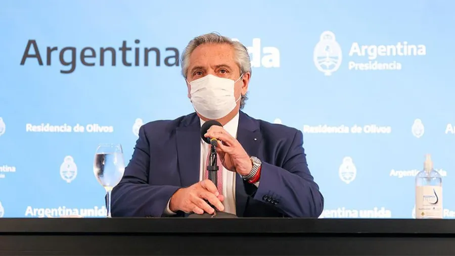 Alberto Fernández: “Agradezco a todos y a todas que me ayuden en este momento minimizando la circulación y los encuentros sociales”.