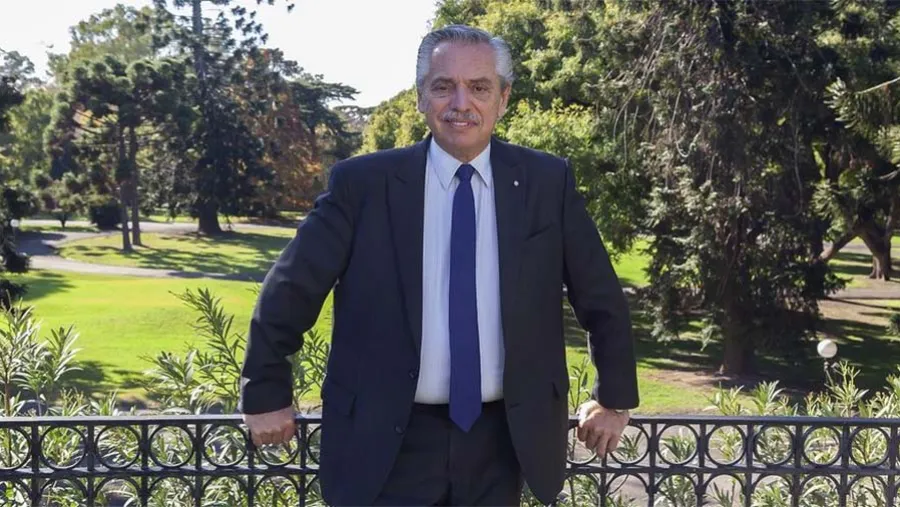 Alberto Fernández, en los jardines de Olivos.