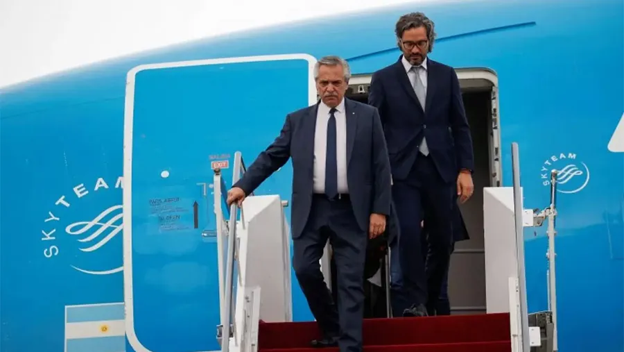 Alberto Fernández analiza viajar a República Dominicana por la Cumbre Iberoamericana y se ausentaría el 24 de marzo.