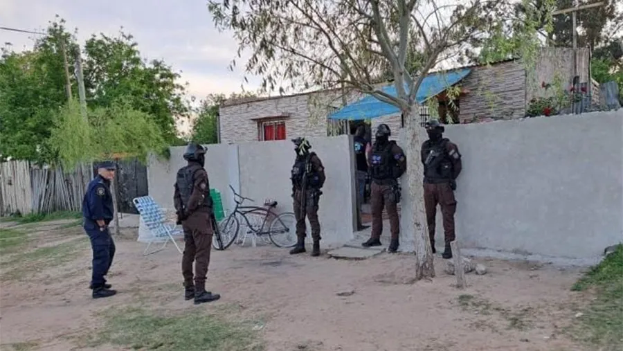 El allanamiento se realizó en Concordia por el supuesto delito de narcomenudeo.