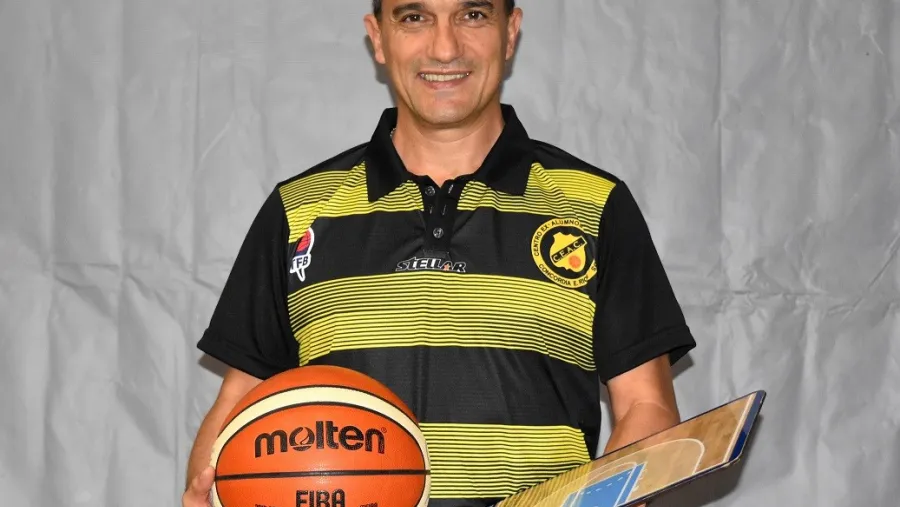 Martín Amden es el nuevo director deportivo de Capuchinos de Concordia