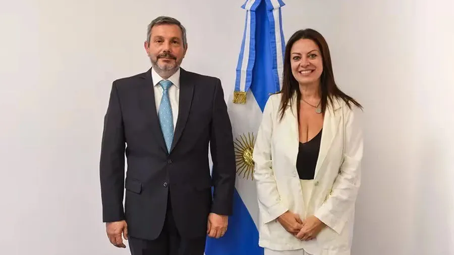 Mariano de los Heros, actual titular de la ANSES y la ministra de Capital Humano, Sandra Pettovello.