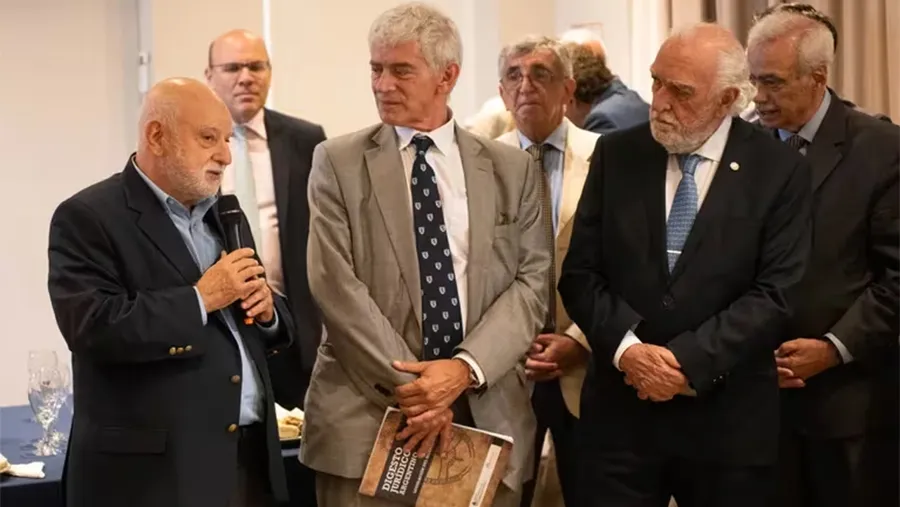 Barra y Cúneo Libarona estuvieron juntos en un encuentro de ex ministros de Justicia hace pocos días. Barra y Cúneo Libarona estuvieron juntos en un encuentro de ex ministros de Justicia hace pocos días.