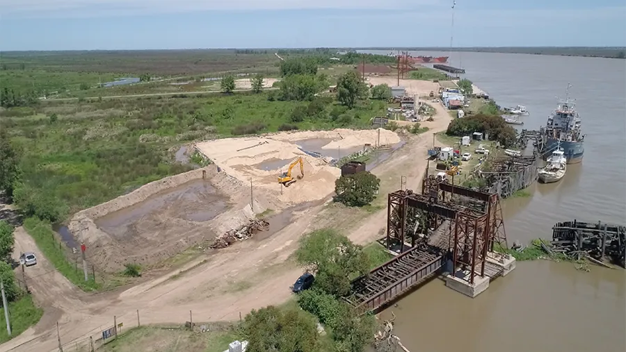 La Justicia avaló los Estudios de Impacto Ambiental que realiza la provincia para la extracción de arenas silíceas. La Justicia avaló los Estudios de Impacto Ambiental que realiza la provincia para la extracción de arenas silíceas.