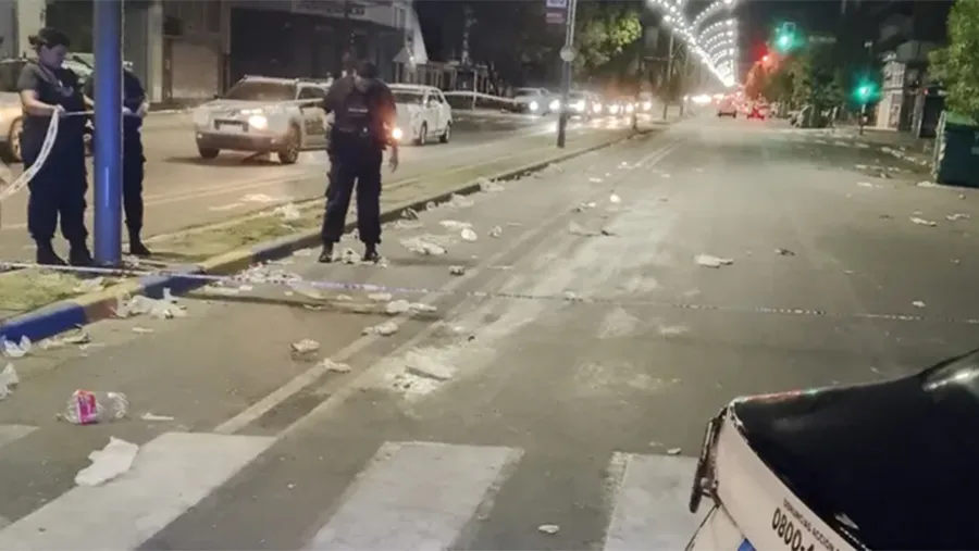 El lugar donde fue asesinado Andrés “Pillín” Bracamonte, jefe de la barra de Central, en avenida Avellaneda, apenas pasando Reconquista hacia el Sur de Rosario.