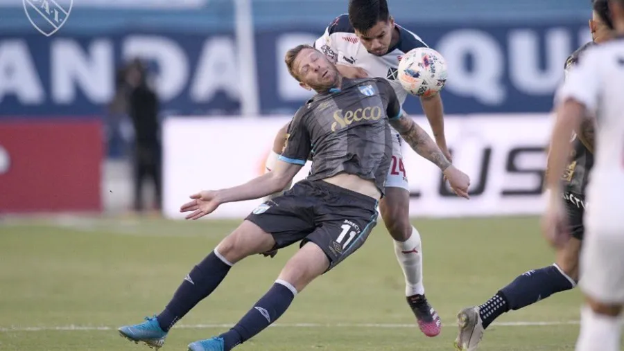 Con el aporte del entrerriano Renzo Tesuri, Atlético Tucumán sorprendió a Independiente