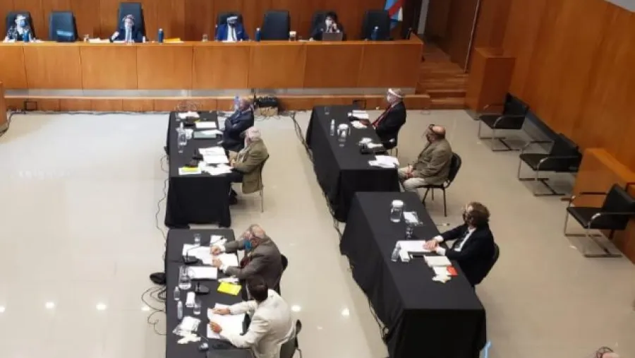 Corrupción: abogados, dirigentes y jueces y la máquina de impedir sus juicios orales