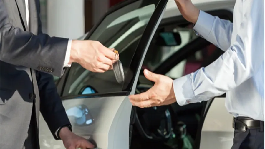 Macri anunció un plan para comprar autos 0 km con descuentos de hasta 90.000 pesos Macri anunció un plan para comprar autos 0 km con descuentos de hasta 90.000 pesos