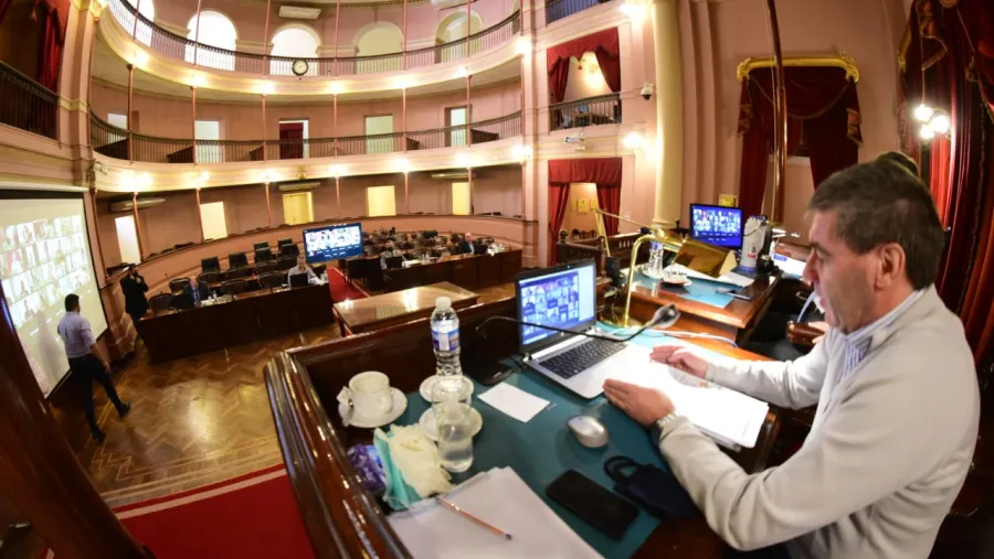 Ballay dio detalles en Diputados sobre la licitación del agente financiero