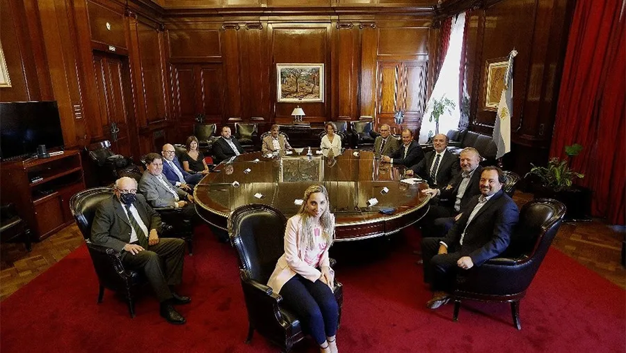 El directorio del Banco Nación decidió otorgar créditos específicos en Entre Ríos para la construcción y refacción de viviendas, y para ampliar la producción de las MiPyMEs.