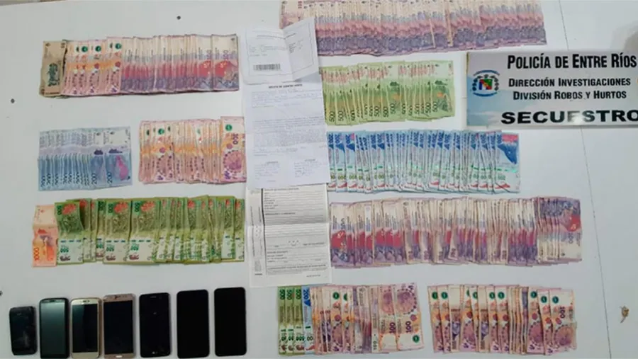 Millonarios. En pocos meses, los asaltantes se hicieron de mucho dinero y motos de alta gama. 