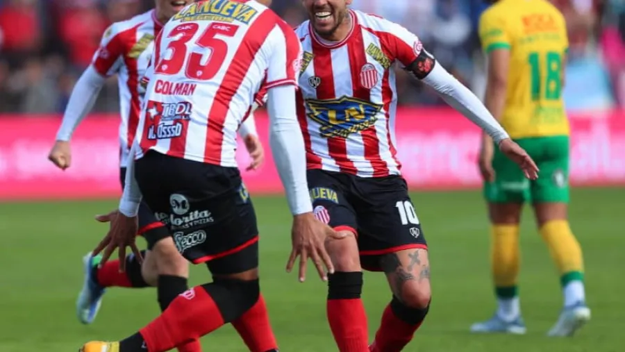 Barracas Central tuvo un feliz regreso a su cancha con un triunfo ante Defensa y Justicia