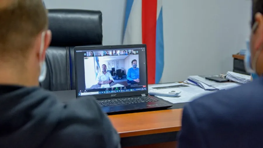 Bastian videoconferencia con Lammens Bastian videoconferencia con Lammens