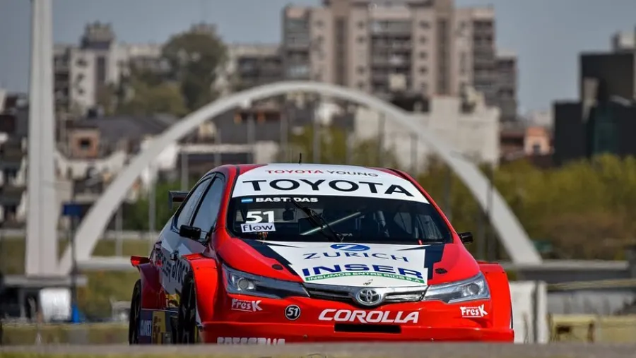 TC 2000: el paranaense Bastidas clasificó segundo y quedó cuarto en el Sprint