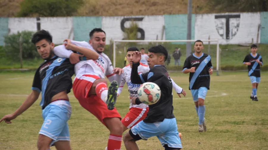 Fútbol: Atlético Paraná recibirá a Don Bosco en el inicio del TRFA Fútbol: Atlético Paraná recibirá a Don Bosco en el inicio del TRFA