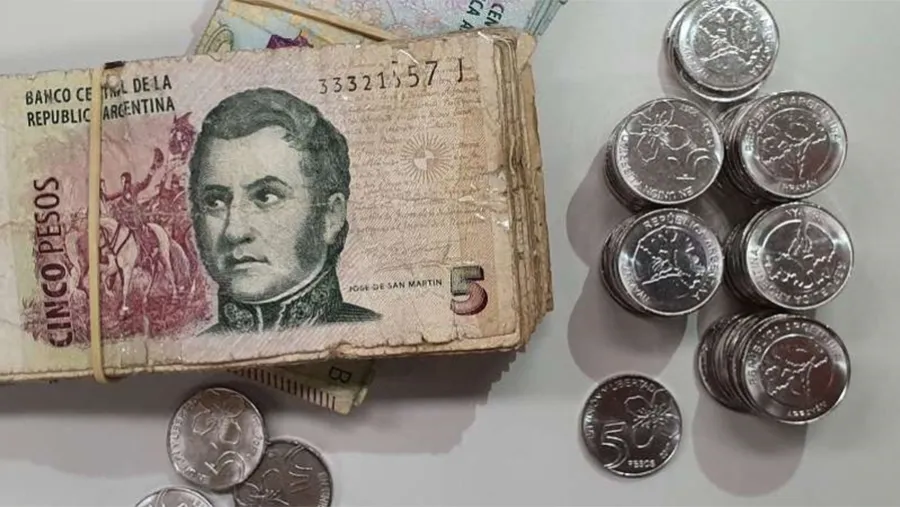 Hasta hoy, el billete convive con la moneda del mismo valor.