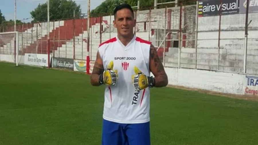 El ex Atlético Paraná Pablo Migliore se postuló para dirigir a Boca “gratis y de por vida”
