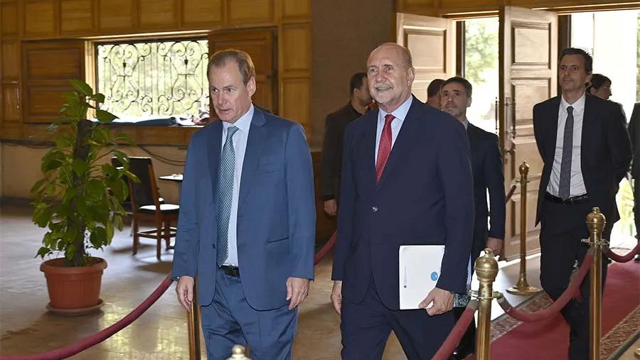 Bordet, Perotti y empresarios de la Región Centro iniciarán mañana en Marruecos la última etapa de su gira por África para abrir nuevos mercados para la Región Centro. Bordet, Perotti y empresarios de la Región Centro iniciarán mañana en Marruecos la última etapa de su gira por África para abrir nuevos mercados para la Región Centro.
