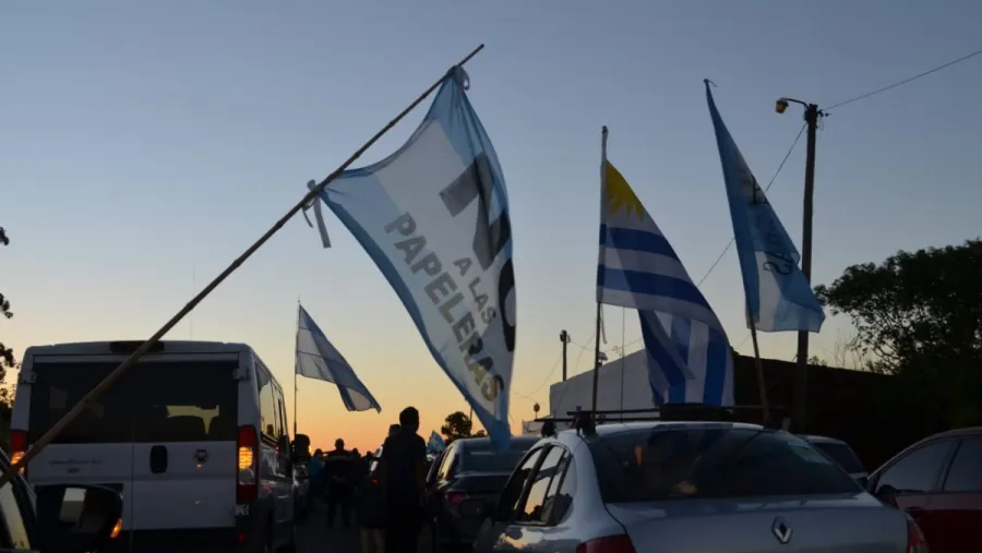 Marcha contra Botnia 2021 (Foto: Radio Máxima)