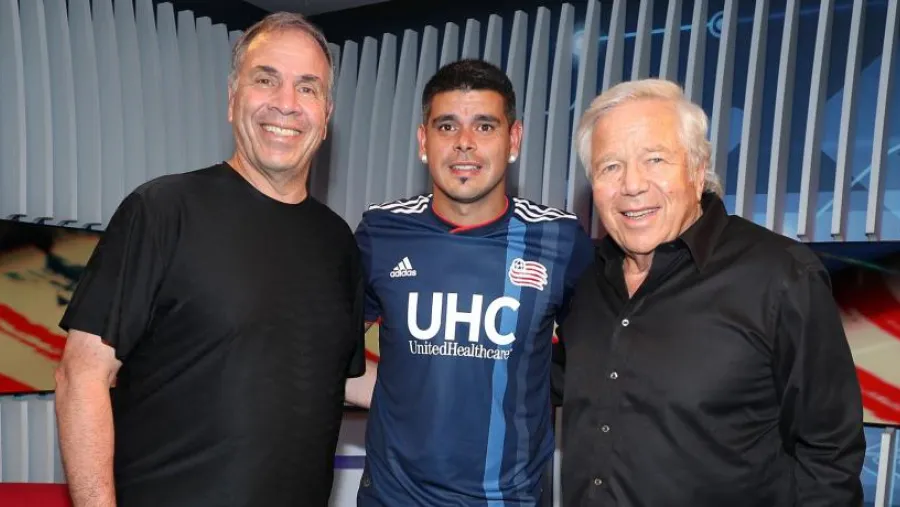 Fútbol: el concordiense Gustavo Bou seguirá su carrera en la MLS