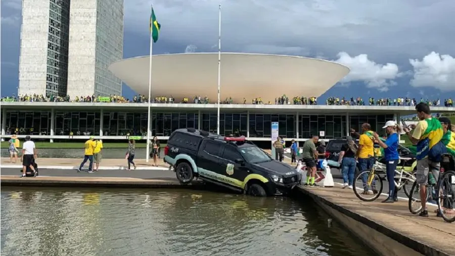 Los manifestantes golpistas protestan contra el regreso al poder de Lula da Silva, quien fue investido hace una semana como nuevo presidente.