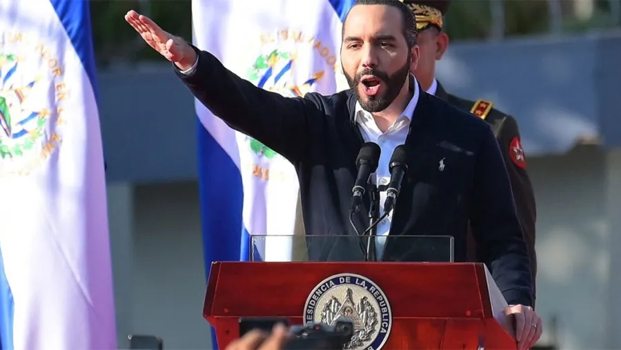 El presidente de El Salvador, Nayib Bukele, se autodenominó irónicamente el “dictador más cool del mundo”, pero no deja de ser un dictador. El presidente de El Salvador, Nayib Bukele, se autodenominó irónicamente el “dictador más cool del mundo”, pero no deja de ser un dictador.