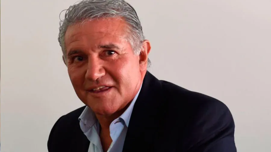 Jorge Burruchaga “Existen chances de que Campaña se quede”, sostuvo el entrerriano Burruchaga