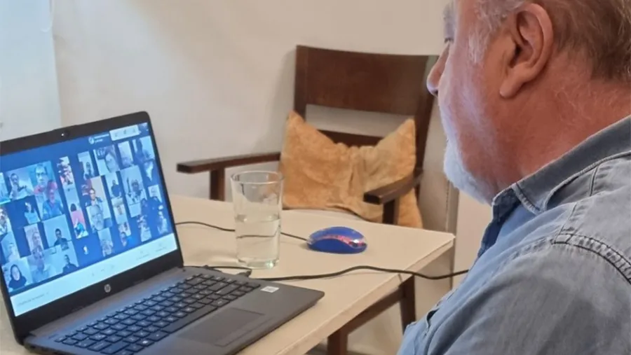 Jorge Busti dialogó con la militancia del Frente Entrerriano Federal de manera virtual y aclaró que “solamente soy candidato a militante y ese va a ser mi rol hasta el último día de mi vida, porque no pretendo encarar ninguna candidatura de otro tipo”.