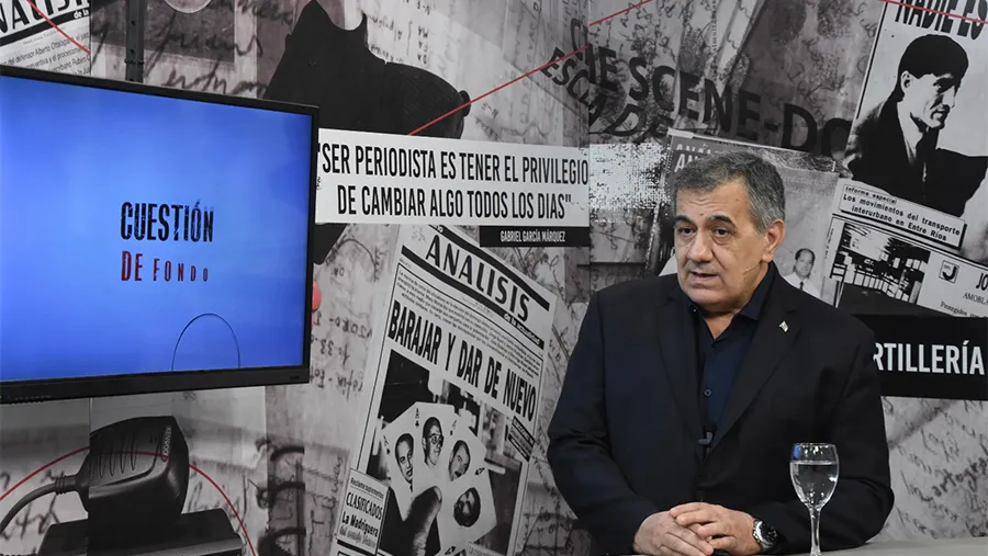 José Cáceres estimó que luego del balotaje se despejará el calendario para ahondar en la interna del peronismo entrerriano, previa autocrítica electoral. José Cáceres estimó que luego del balotaje se despejará el calendario para ahondar en la interna del peronismo entrerriano, previa autocrítica electoral.