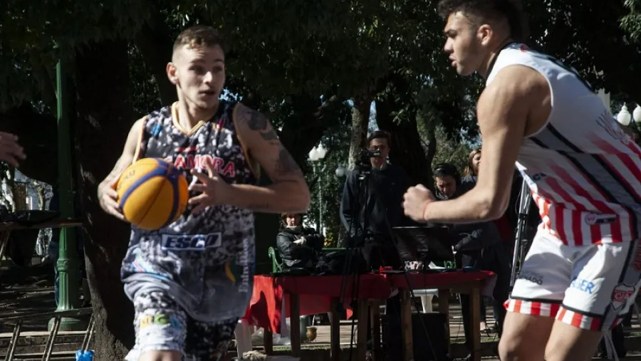 Básquet: Matías Caire ocupará una de las fichas U23 en Rocamora