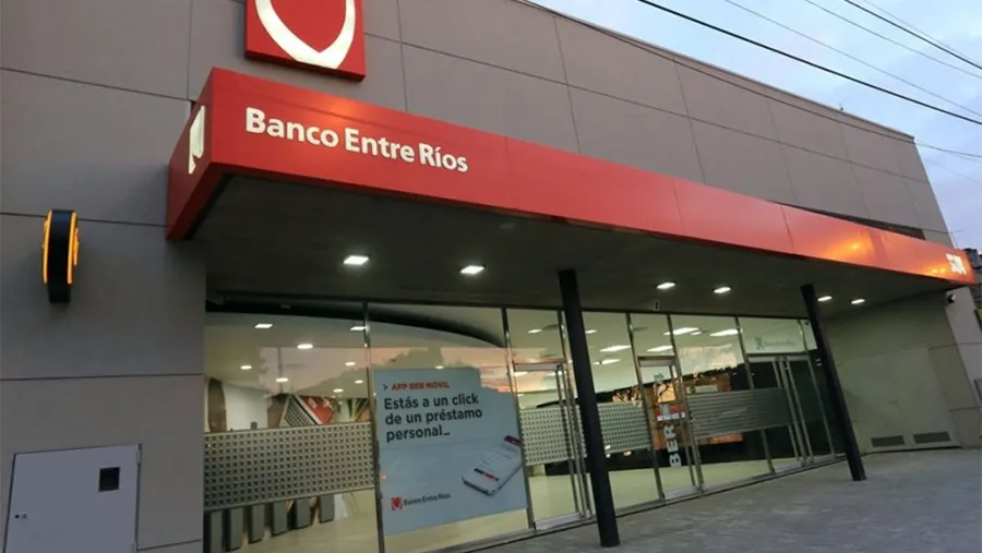 El Banco de Entre Ríos informó que habilitó nuevas opciones para la extracción de dinero y cobro de haberes jubilatorios de sus clientes en los cajeros automáticos.