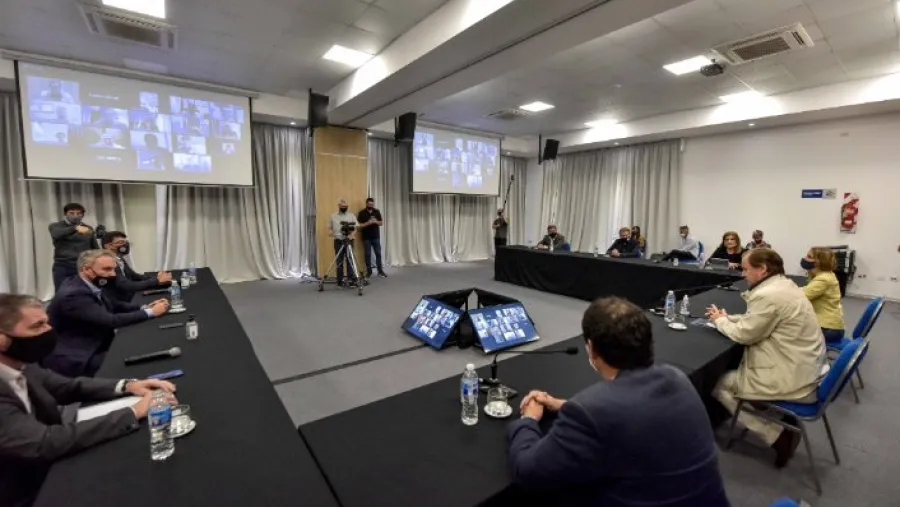 Bordet trabajó una “agenda abierta” con intendentes de Cambiemos Bordet trabajó una “agenda abierta” con intendentes de Cambiemos