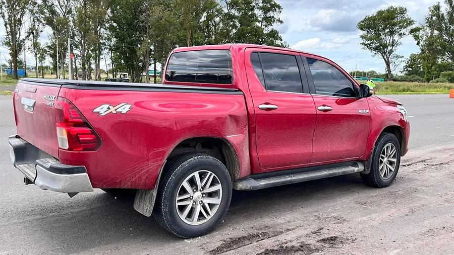 La camioneta como el dinero transportado quedaron secuestrados por orden de la Justicia Federal. La camioneta como el dinero transportado quedaron secuestrados por orden de la Justicia Federal.