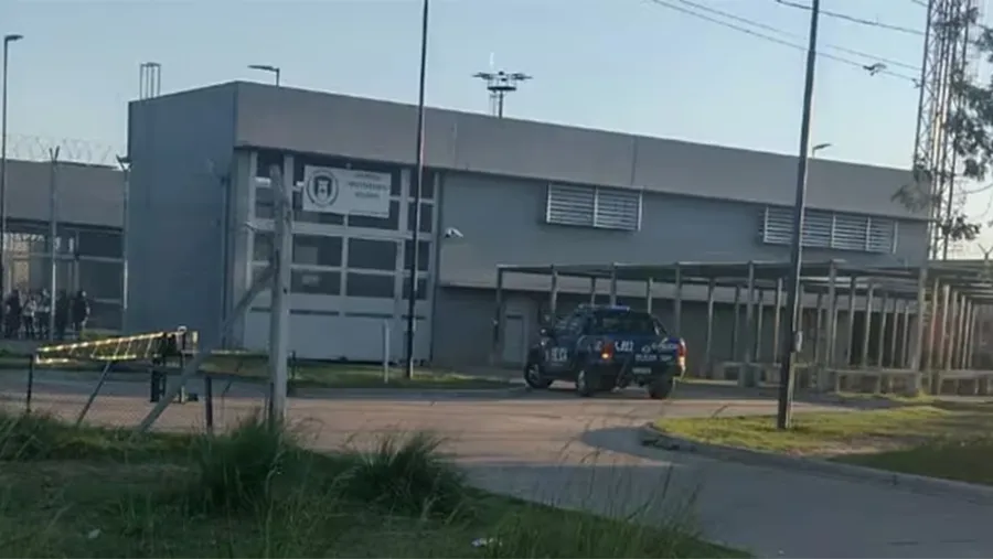 La cárcel que fue baleada este domingo en Rosario.