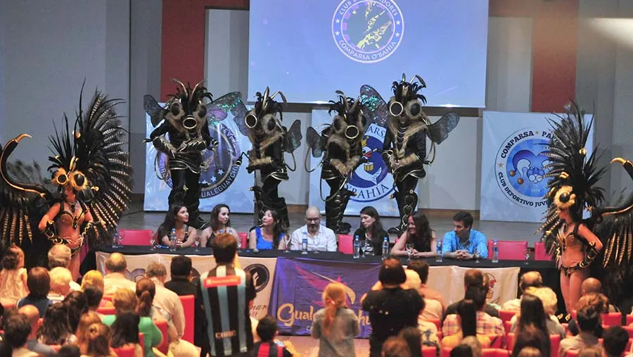 A tres meses de que comience la edición del Carnaval del País el 11 de enero de 2020, las tres comparsas dieron a conocer sus temas, reinas y algunos trajes. 