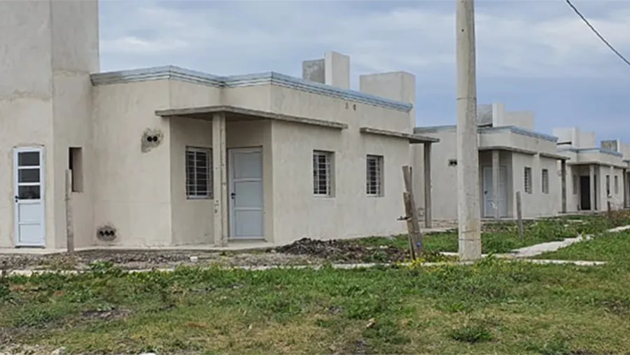 Continúan a buen ritmo las 77 viviendas en cuatro localidades entrerrianas del Programa Primero Tu Casa.