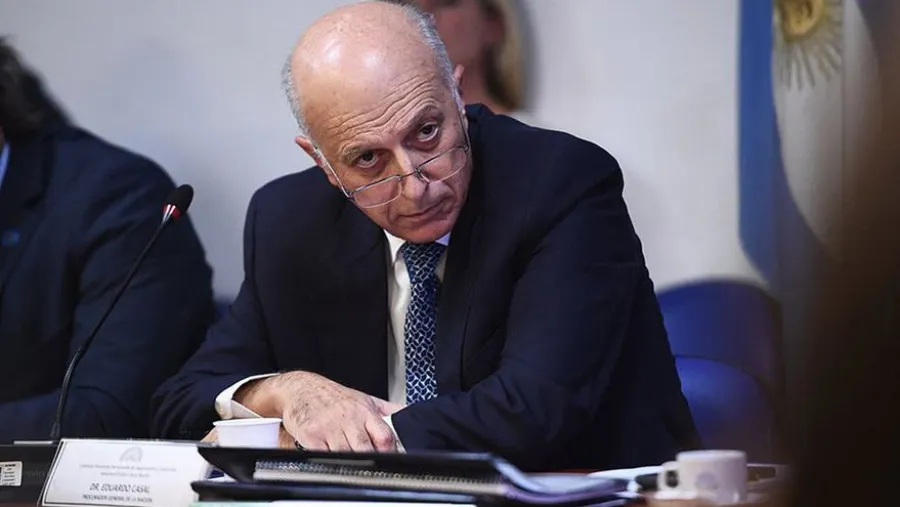 procurador interino Eduardo Casal