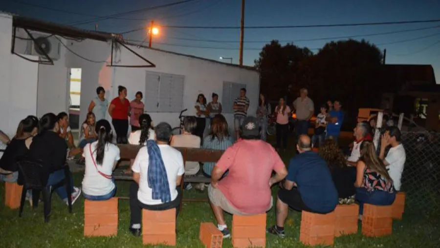 reunión Centro Educativo María Grande